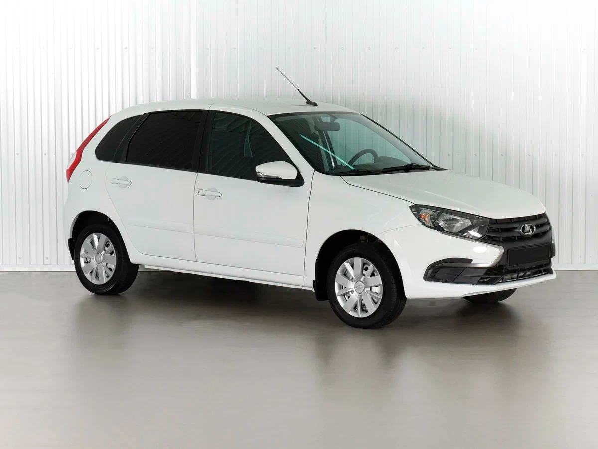 Lada Granta Хэтчбек в Волгоград - фото №1